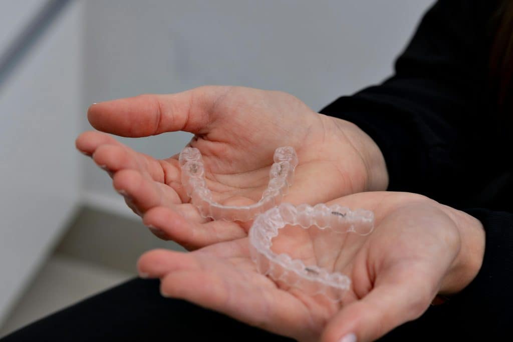 A Day in Life with Invisalign Clear Aligners: From Dawn to Night